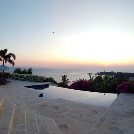Villa Kipas Retreat Senggigi Eksteriør bilde