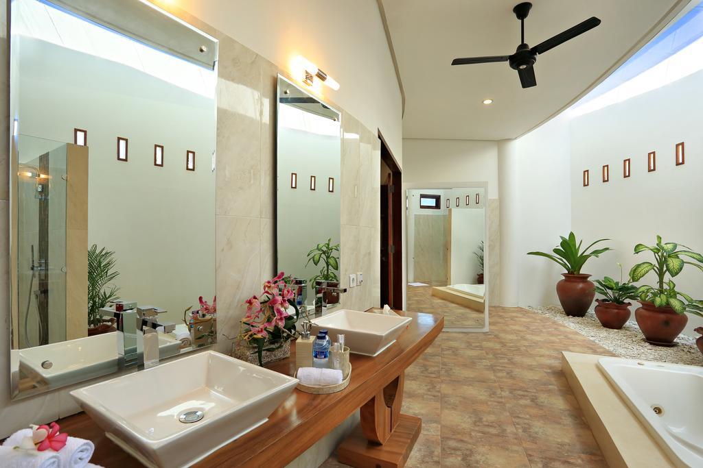 Villa Kipas Retreat Senggigi Eksteriør bilde